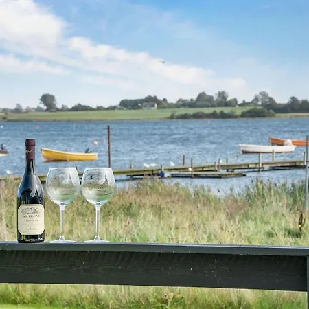 Eksklusiv Feriebolig Med Panoramaudsigt 펜션