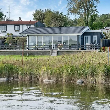 Eksklusiv Feriebolig Med Panoramaudsigt Nyaraló Munkebo