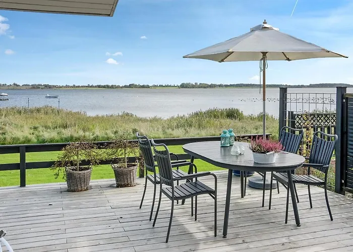 Feriehus Eksklusiv Feriebolig Med Panoramaudsigt Munkebo